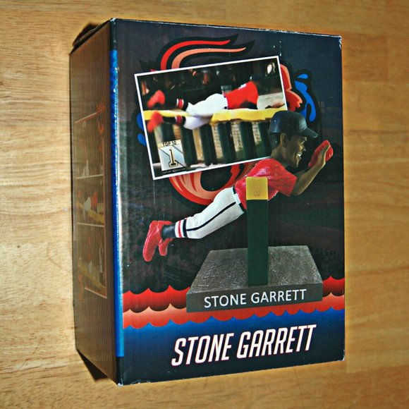 RJ Young Stone Garrett Figurine Collectible New - Picture 9 of 11